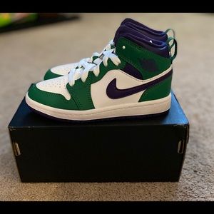 Jordan 1 Mid (PS)